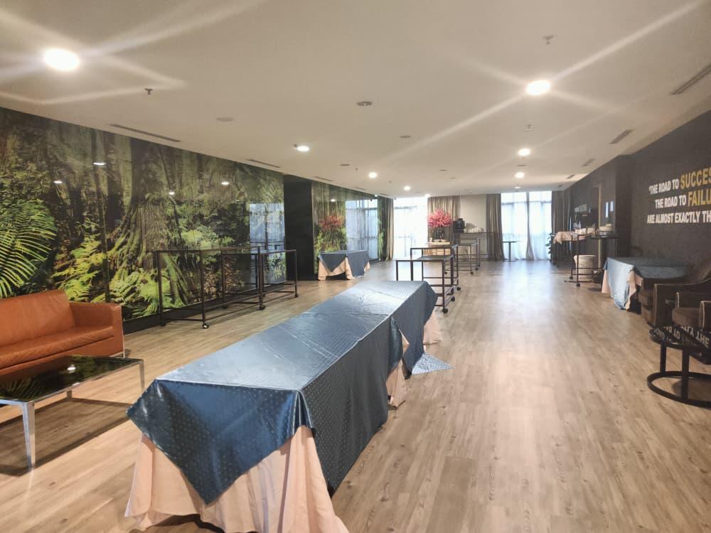 Vivatel Kuala Lumpur event foyer with seating and space between function rooms